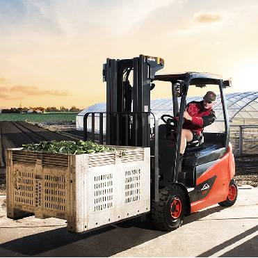 forklift & farm machinery